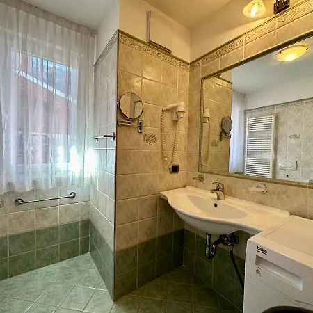 B&B Cesa Planber Mountain View Bike Friendly Canazei Exterior photo