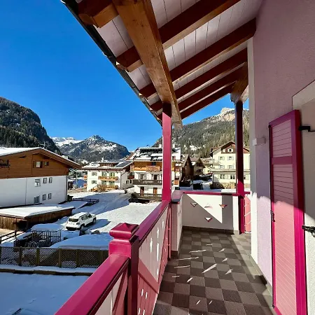 B&B Cesa Planber Mountain View Bike Friendly Canazei Exterior photo
