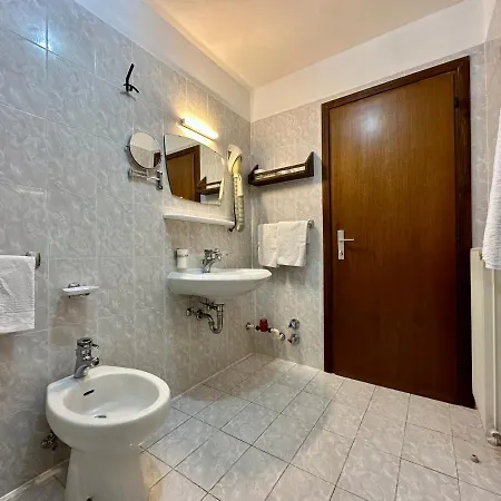 B&B Cesa Planber Mountain View Bike Friendly Canazei Exterior photo