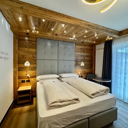B&B Cesa Planber Mountain View Bike Friendly Canazei Exterior photo