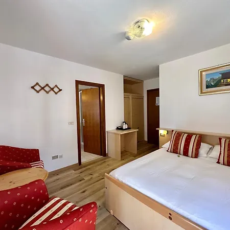 B&B Cesa Planber Mountain View Bike Friendly Canazei Exterior photo