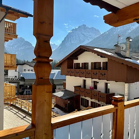 B&B Cesa Planber Mountain View Bike Friendly Canazei Exterior photo
