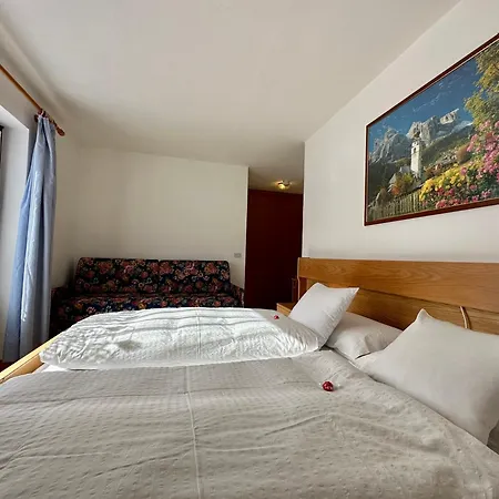 B&B Cesa Planber Mountain View Bike Friendly Canazei Exterior photo