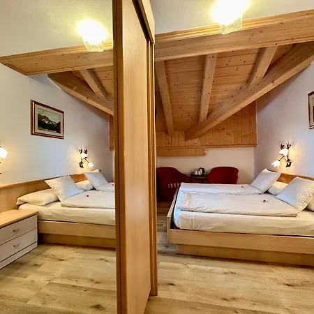 B&B Cesa Planber Mountain View Bike Friendly Canazei Room photo