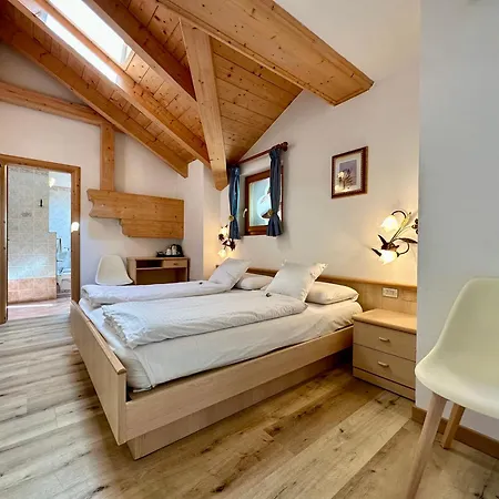 B&B Cesa Planber Mountain View Bike Friendly Canazei Exterior photo