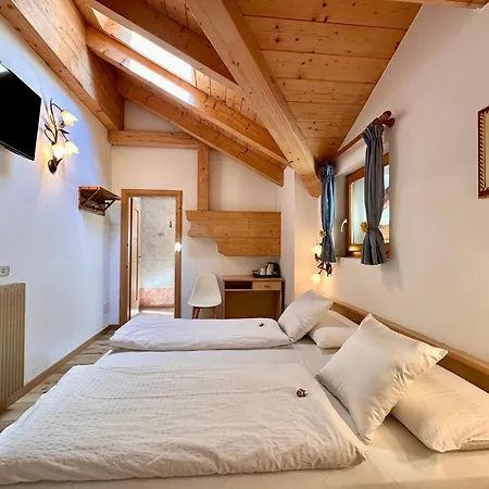 B&B Cesa Planber Mountain View Bike Friendly Canazei Exterior photo