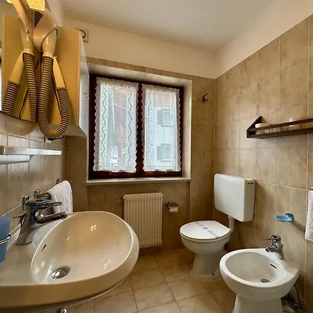 B&B Cesa Planber Mountain View Bike Friendly Canazei Room photo