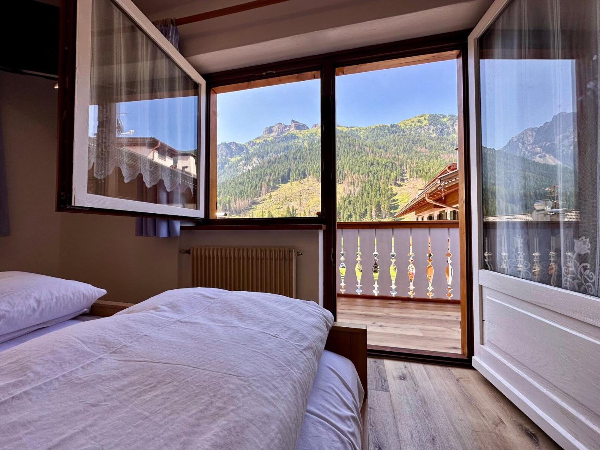 Bed & Breakfast Cesa Planber Mountain View Bike Friendly *