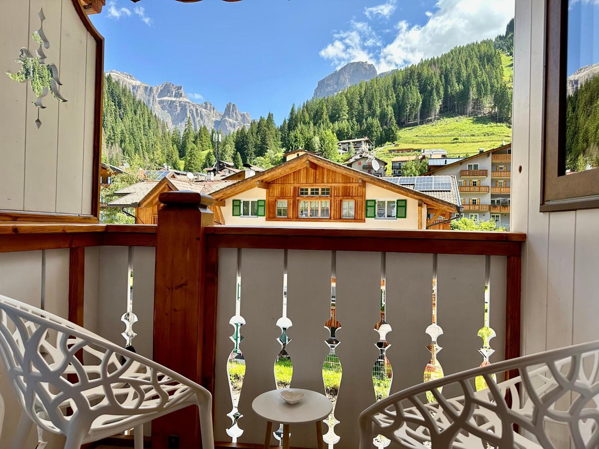 Cesa Planber Mountain View Bike Friendly Canazei